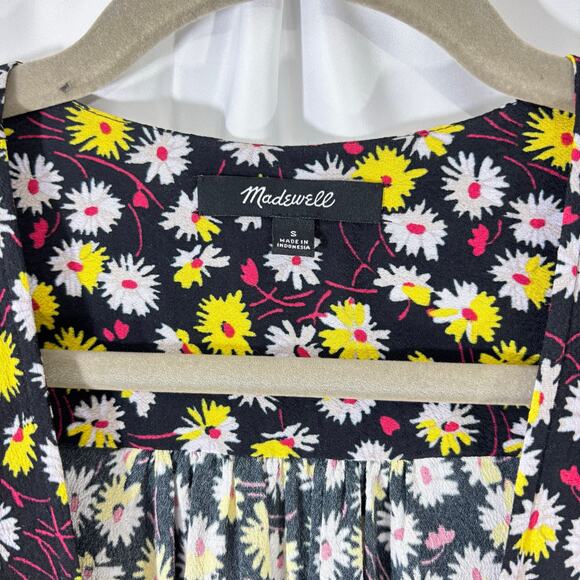 Madewell French Floral Wrap Top — True Black Daisy Print, Side Tie Blouse Small - Picture 4 of 5